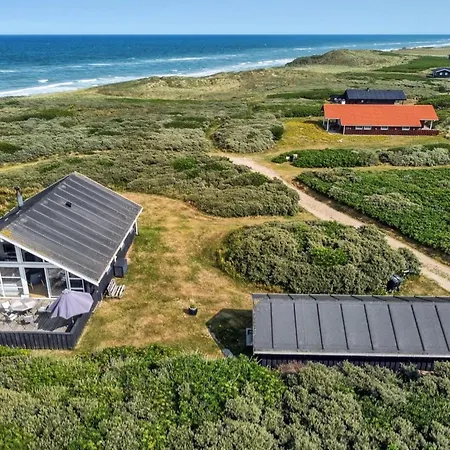 Holiday home Harry - 100m From The Sea In Nw Jutland By Interhome